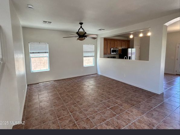 3365 N River Rapids Dr