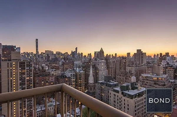 Rented by Bond New York | media 10