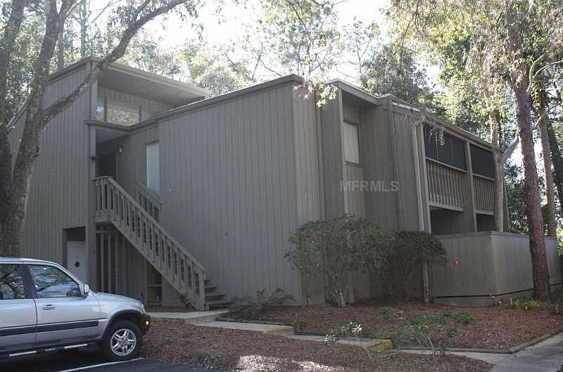 1st image of 212 Crown Oaks Way