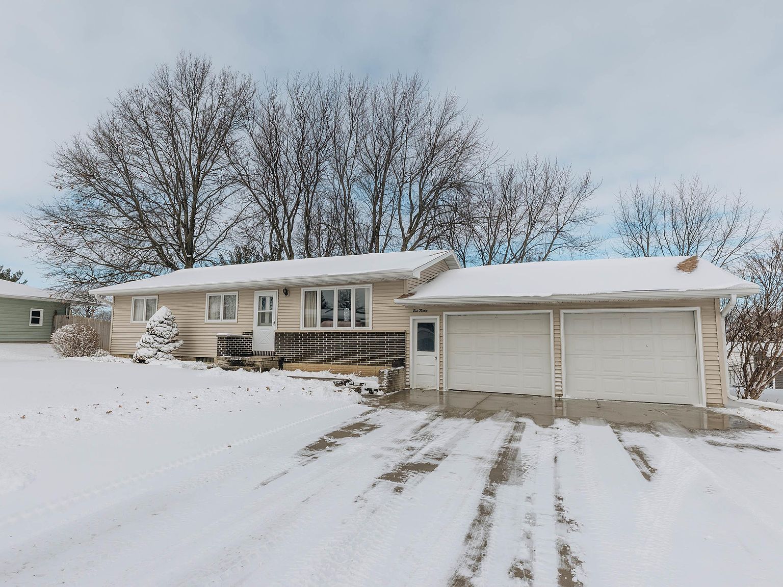 112 Bonnie Blvd, Hudson, IA 50643 Zillow