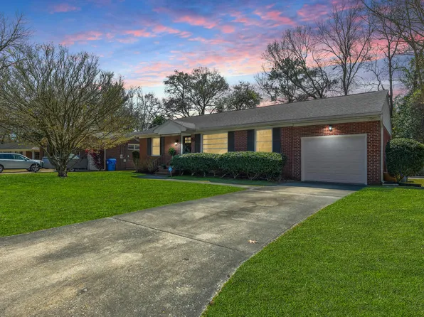 1423 Fairfield Ave, Charleston, SC 29407