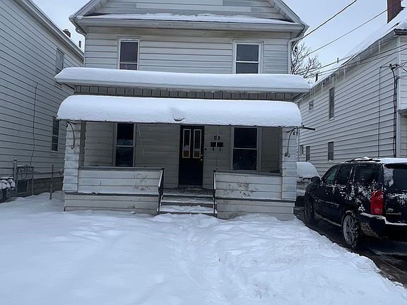 2nd image of 820 Hess Ave #1