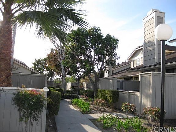 3rd image of 1700 W Cerritos Ave Unit 113