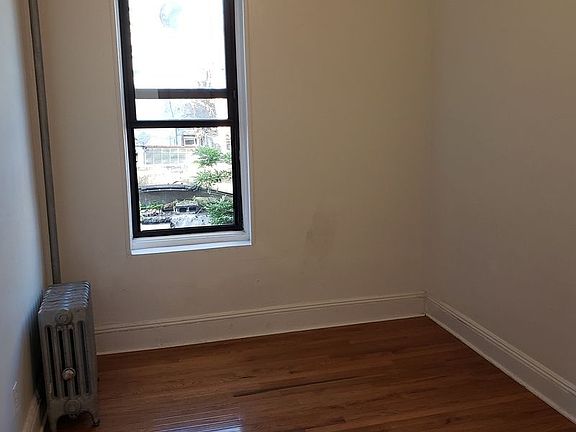 5th image of 443 Marcus Garvey Ave #2L