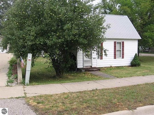 1st image of 206 N Valley St