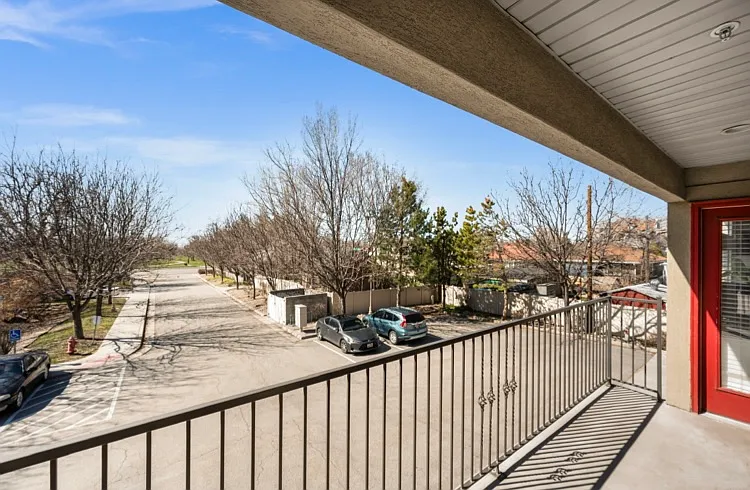 2725 S 700 E — Photo 17