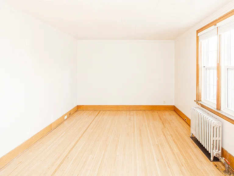 129 Lenore St #16 — Photo 24