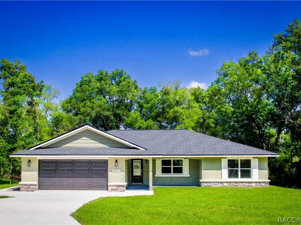 10992 N Academy Dr, Citrus Springs, FL 34434