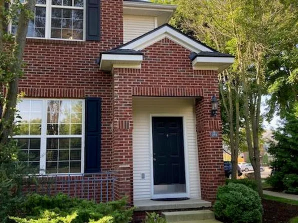 229 Scio Village Ct, Ann Arbor, MI