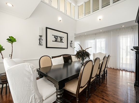 5th image of 115 Dickens Rd