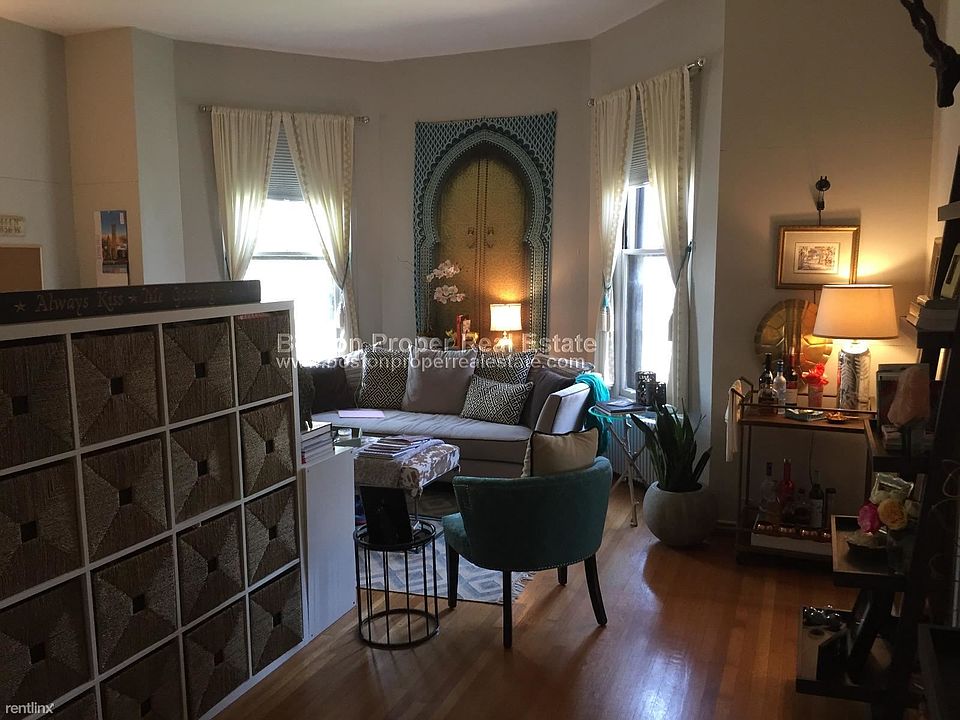 417 beacon #2f Boston - Back Bay Unit Photo 9