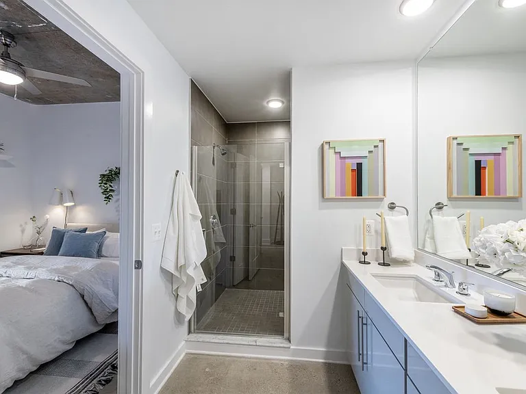 Mission Lofts — Photo 10