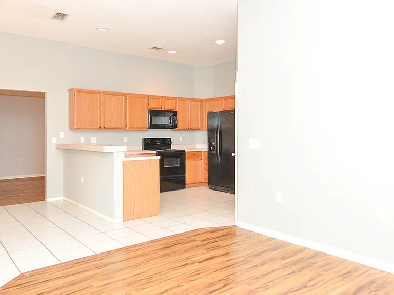 314 Scotch Rose Ln — Photo 9
