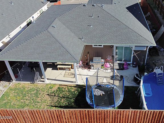 5th image of 265 Walker St