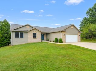 50360 29 1/2 St, Paw Paw, MI 49079