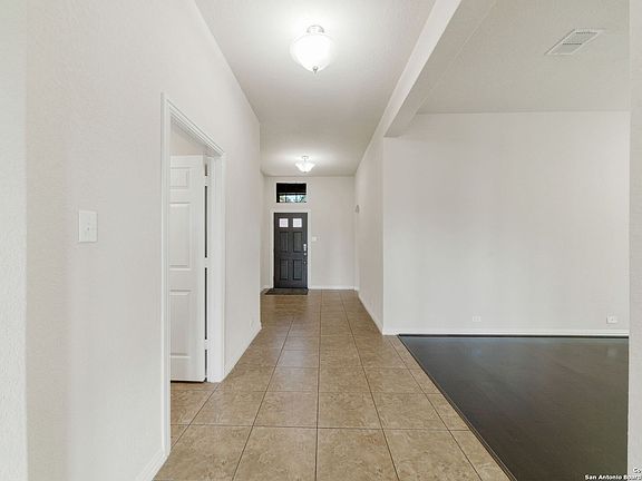 5th image of 3019 Colorado Cove