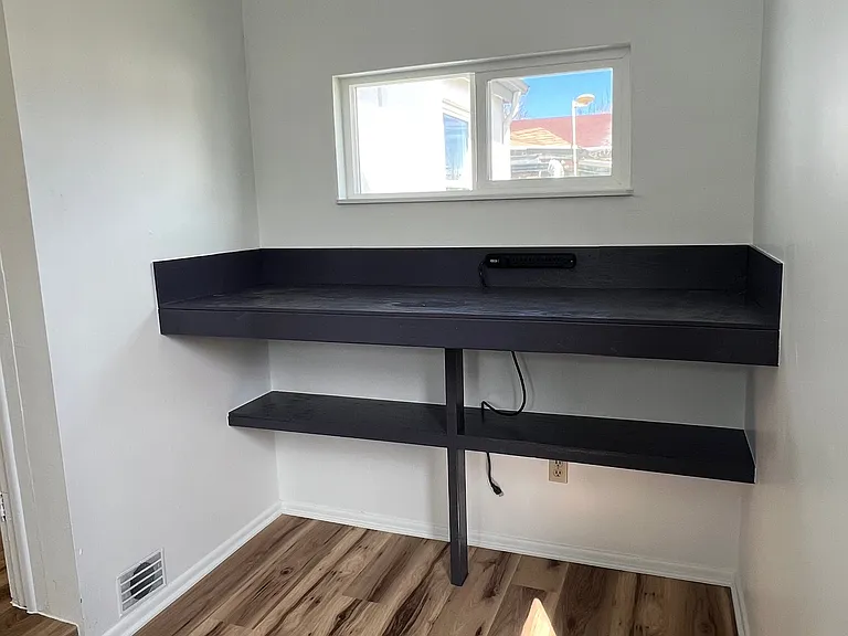 Home office nook