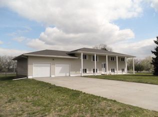 672 Liberty Rd, Dannebrog, NE 68831