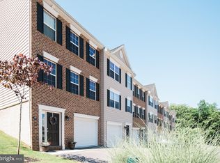 40 Mustang Dr, Hanover, PA 17331