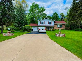 4166 Sheraton Dr, Flint, MI 48532