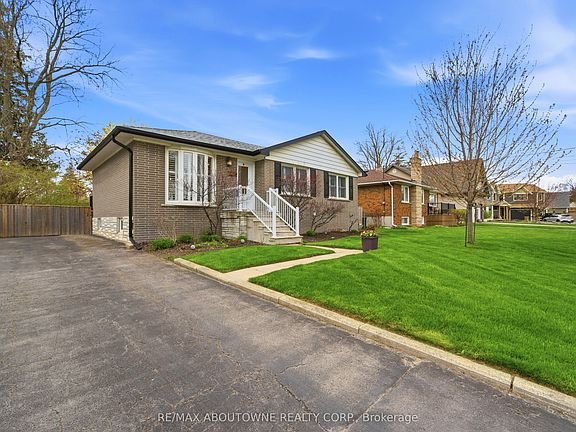 3rd image of 134 Wakefield Rd