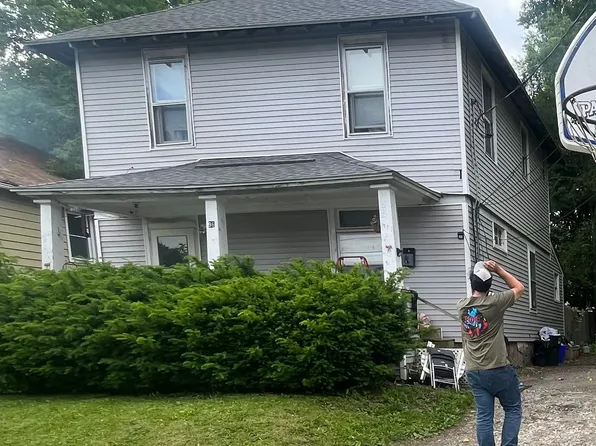 96 Crocker Ave, Johnson City, NY 13790