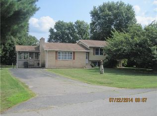 32 Sarah Dr, Elkton, MD 21921