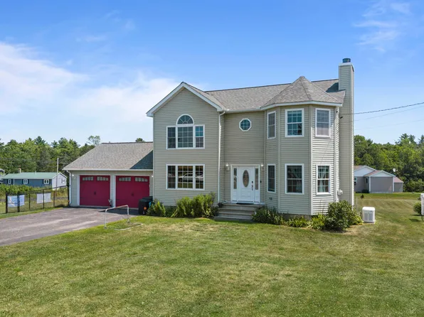 4 Kents Way, Benton, ME 04901