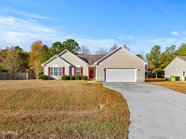 117 Ryan Glenn Drive, Swansboro, NC 28584