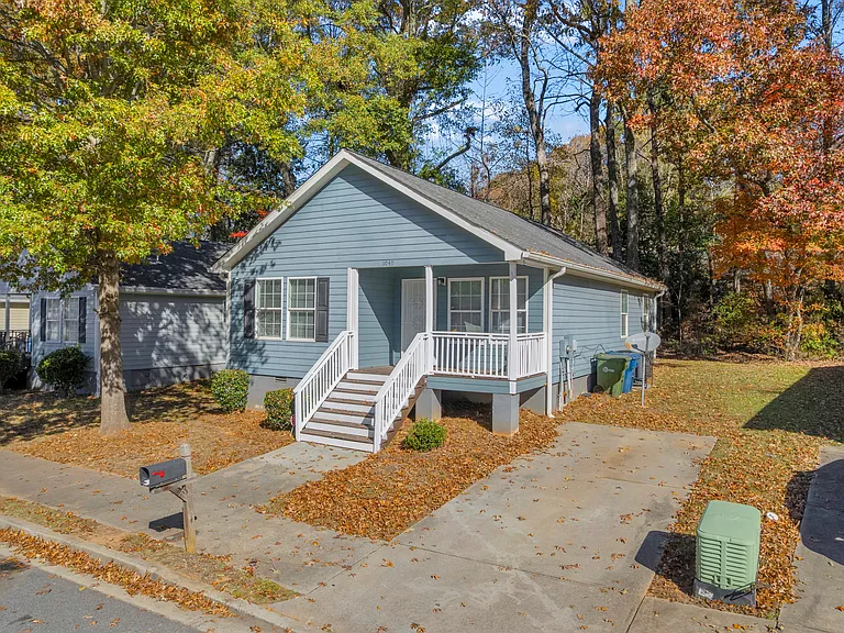 1040 Thomasville Estates Way SE — Photo 44