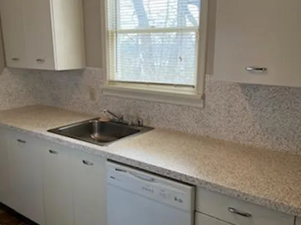 927 S Lincoln St APT 2, Spokane, WA 99204