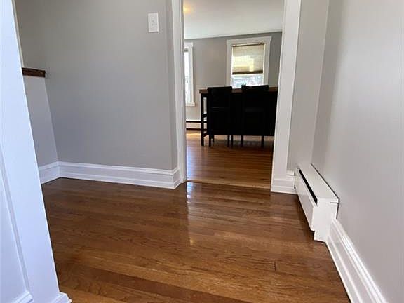 2nd image of 66 1/2 Nash St
