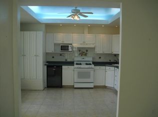 73 Franklin St #1K, Stoneham, MA 02180