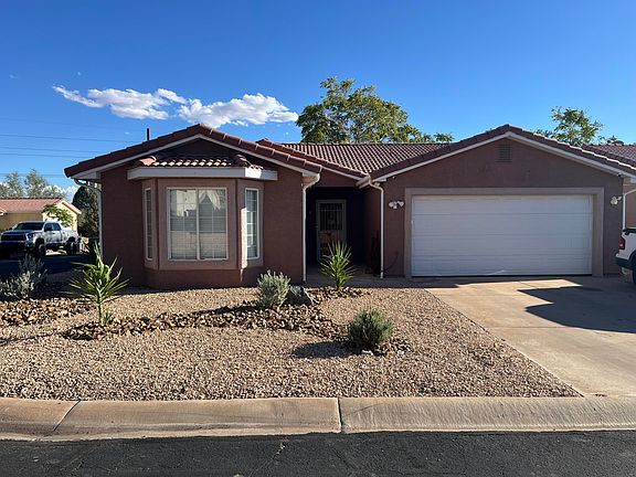 2nd image of 272 E Arrowweed Way