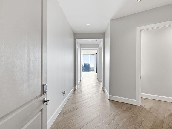 2nd image of 1409 Post Blvd #Oak-1602