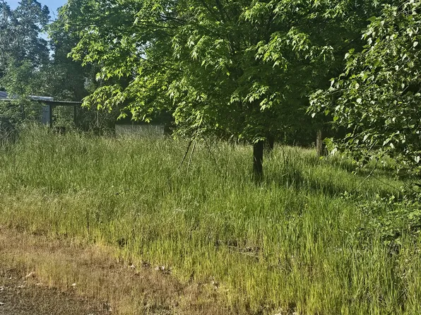 32362 Southgate Way, Cottage Grove, OR 97424