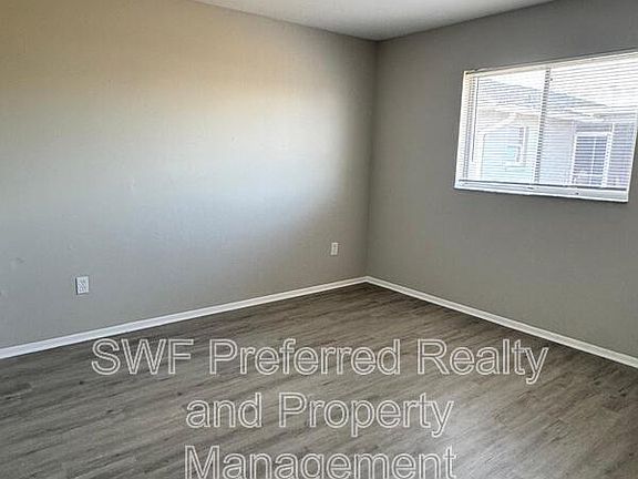 5th image of 533 SE 6th Ave #2