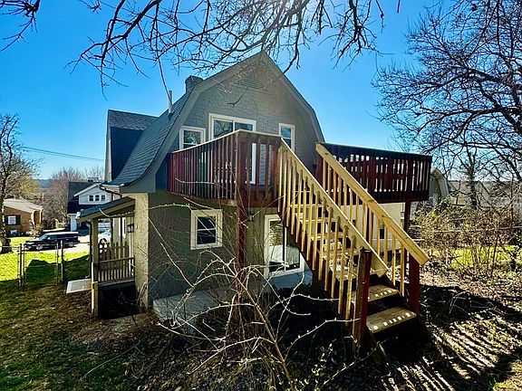 4th image of 2266 Buxton Ave