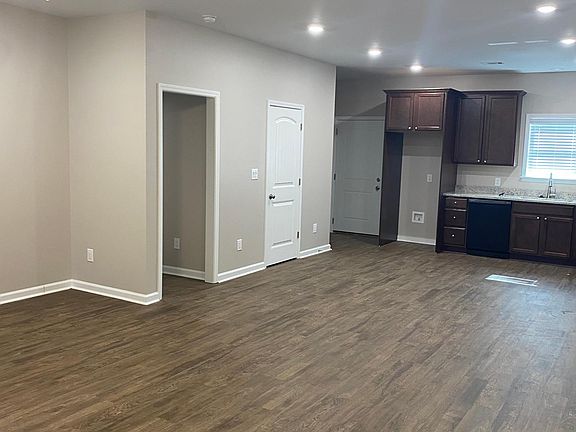 kitchen/living combo living area