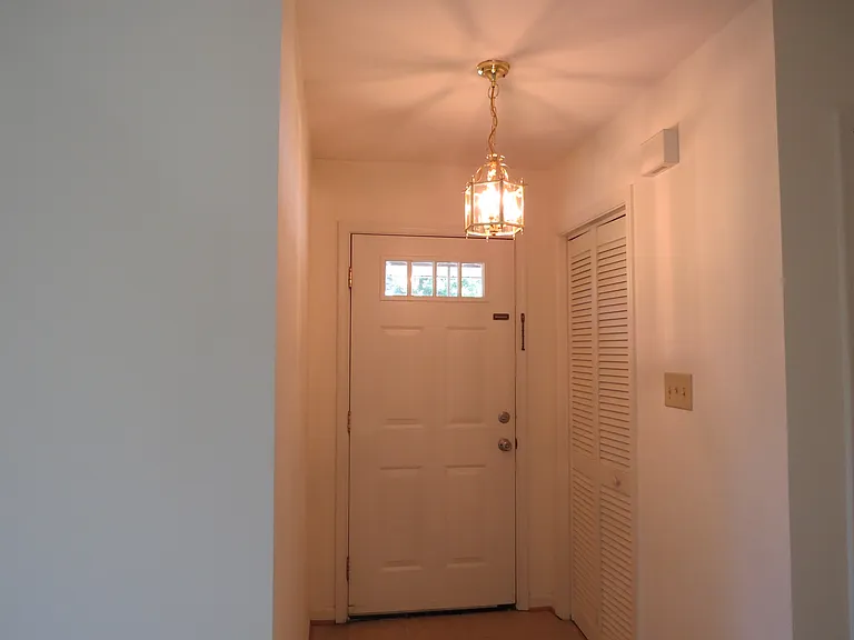131 King Henry Way — Photo 7