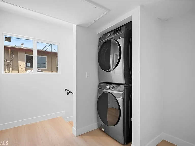 6235 Banner Ave #1/4 — Photo 16