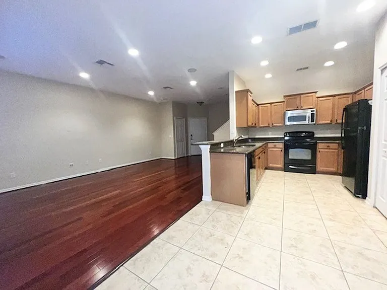 8547 Bertram Ln — Photo 31