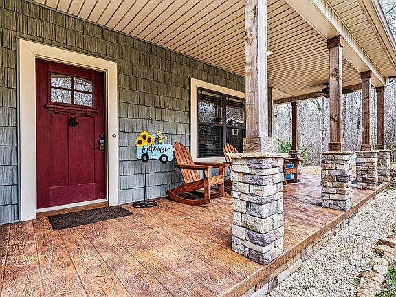 5th image of 3108 Arden Way