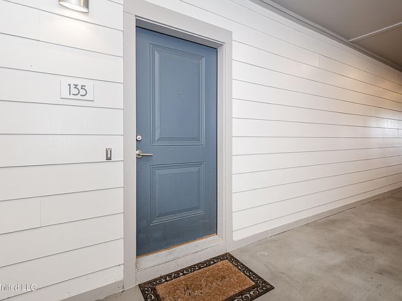 2nd image of 2501 Bienville Blvd #135