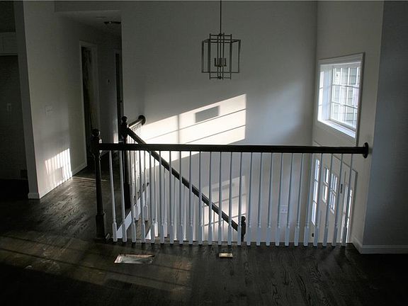 3rd image of 0 A Laramee St