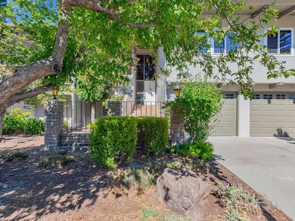 1422 Via Loma, Walnut Creek, CA 94598