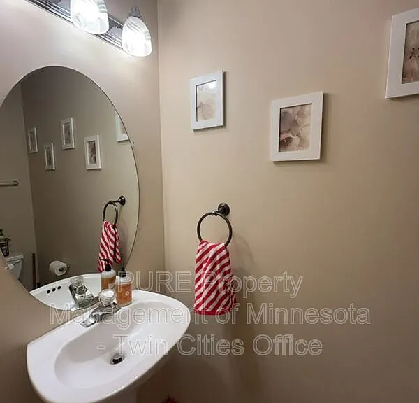 1745 Countryside Dr — Photo 9