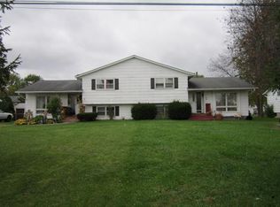 6459 Wells Dr, East syracuse, NY 13057