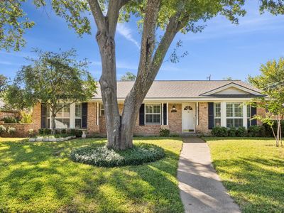 2105 Meadow Ln, Grand Prairie, TX, 75050