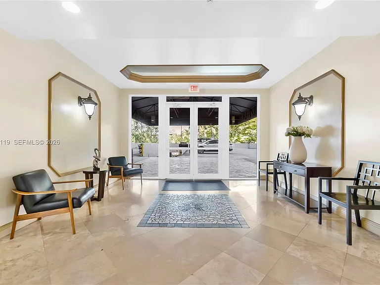 3500 Coral Way #Penthouse 10 — Photo 27